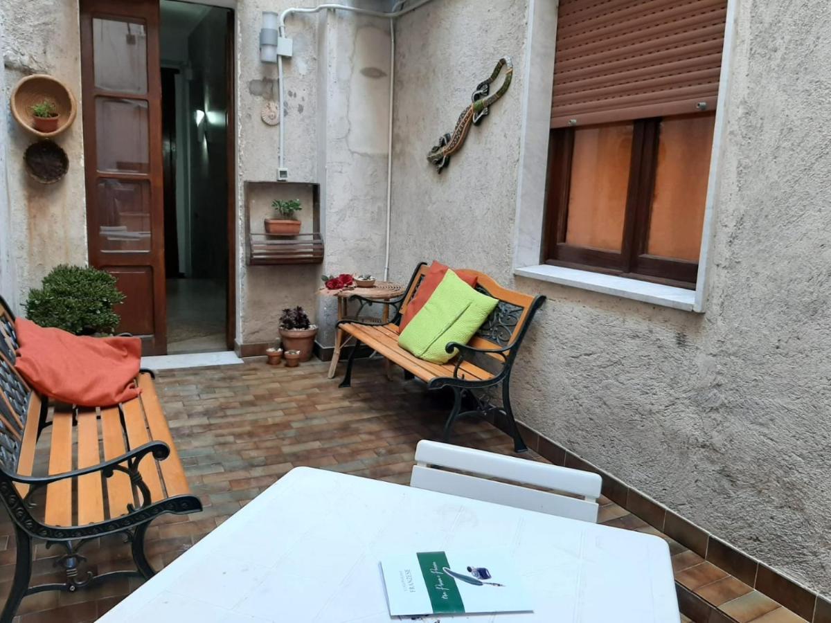 Il Vecchio Piano Apartman Castrovillari Kültér fotó
